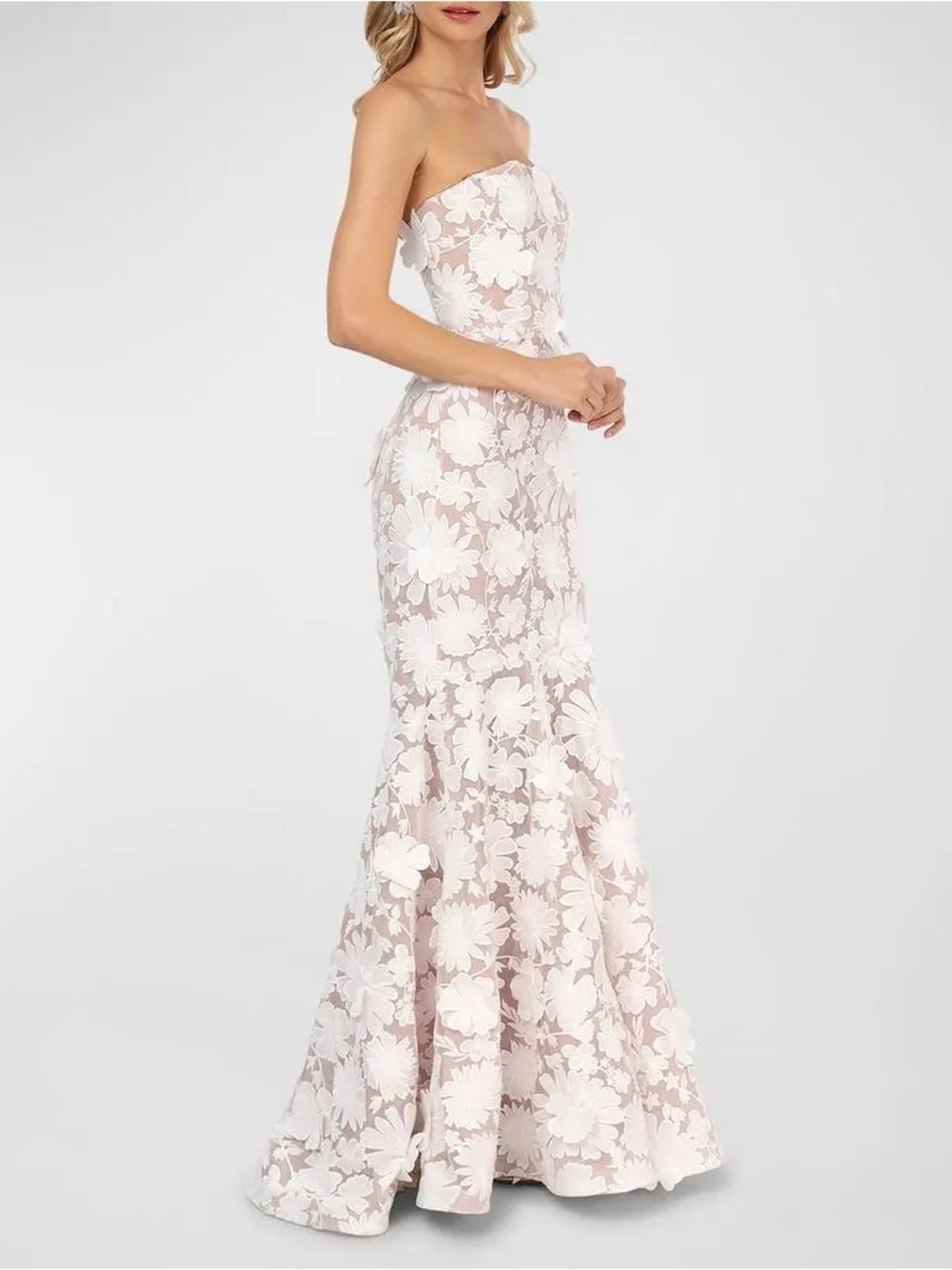 Helsi Jessica Strapless Embroidered Mermaid Gown in White  Size XS NWT - Picture 2 of 7